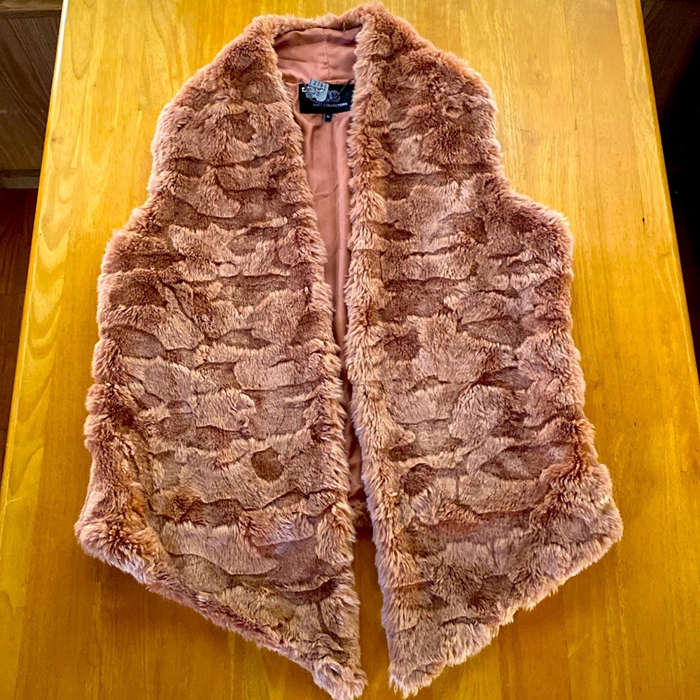 Tart Collection Faux Fur Vest Excellent Condition Size M